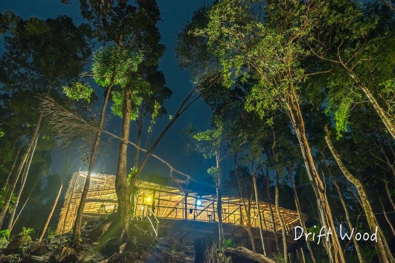 Driftwood Hostel And Bungalows Koh Rong Sanloem Exterior photo